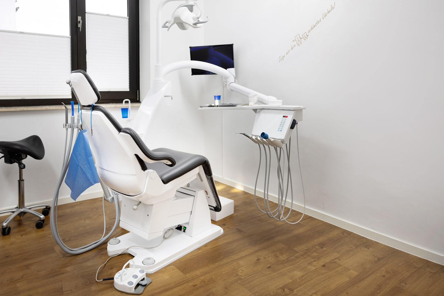 10 blick in unsere praxis.jpg 10 blick in unsere praxis.jpg